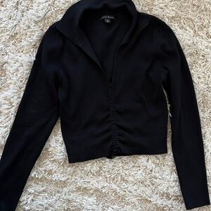 Haute Monde Collared Cropped Black Sweater